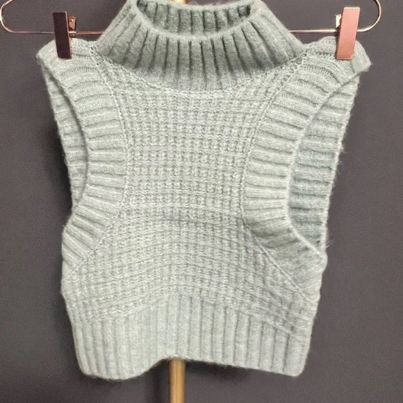 COPY - COPY - Open back turtle neck fuzzy sweater top - Picture 3 of 5